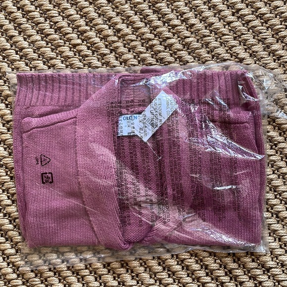 3 for $25❗️Rose Pink Toddler Cardigan. Size 2T - Picture 2 of 3